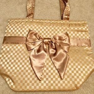 Narayan Handmade Shoulder Bag in Gold